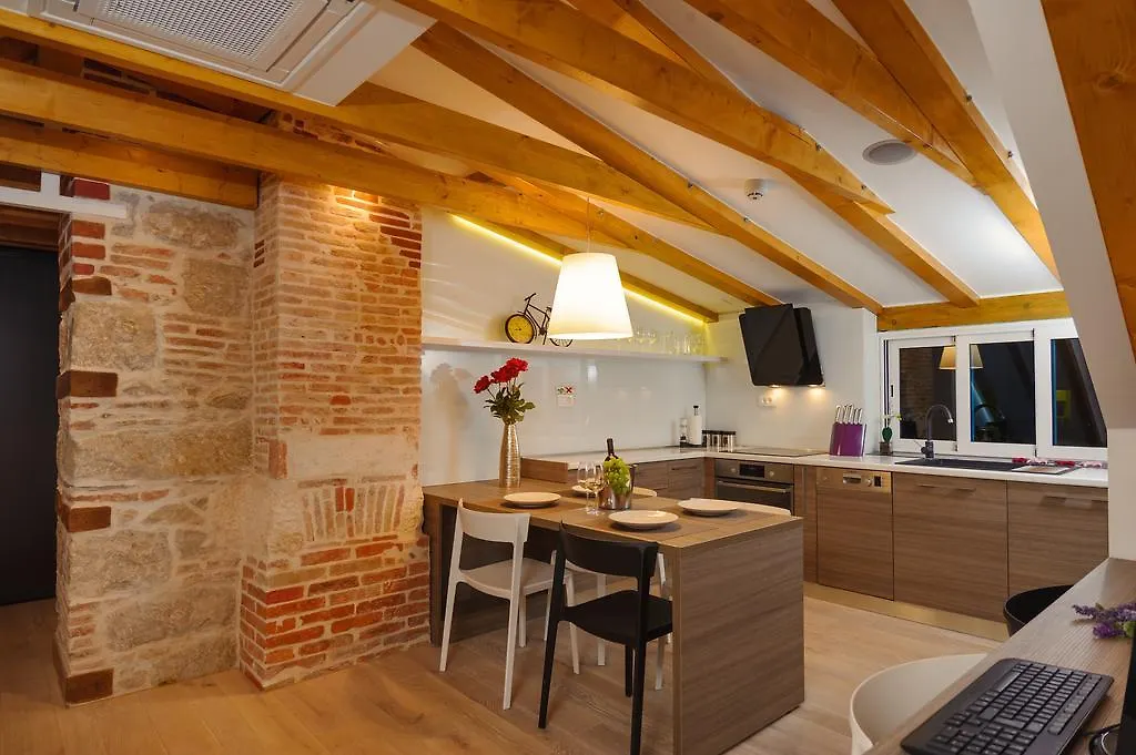 Apartment Atticus 0*, Split Croatia